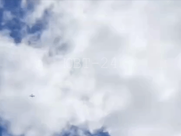 В небе над Альметьевском заметили летательный аппарат