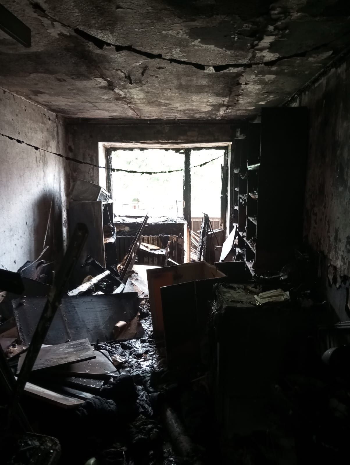 В Альметьевске в одной из квартир на Ленина произошел пожар