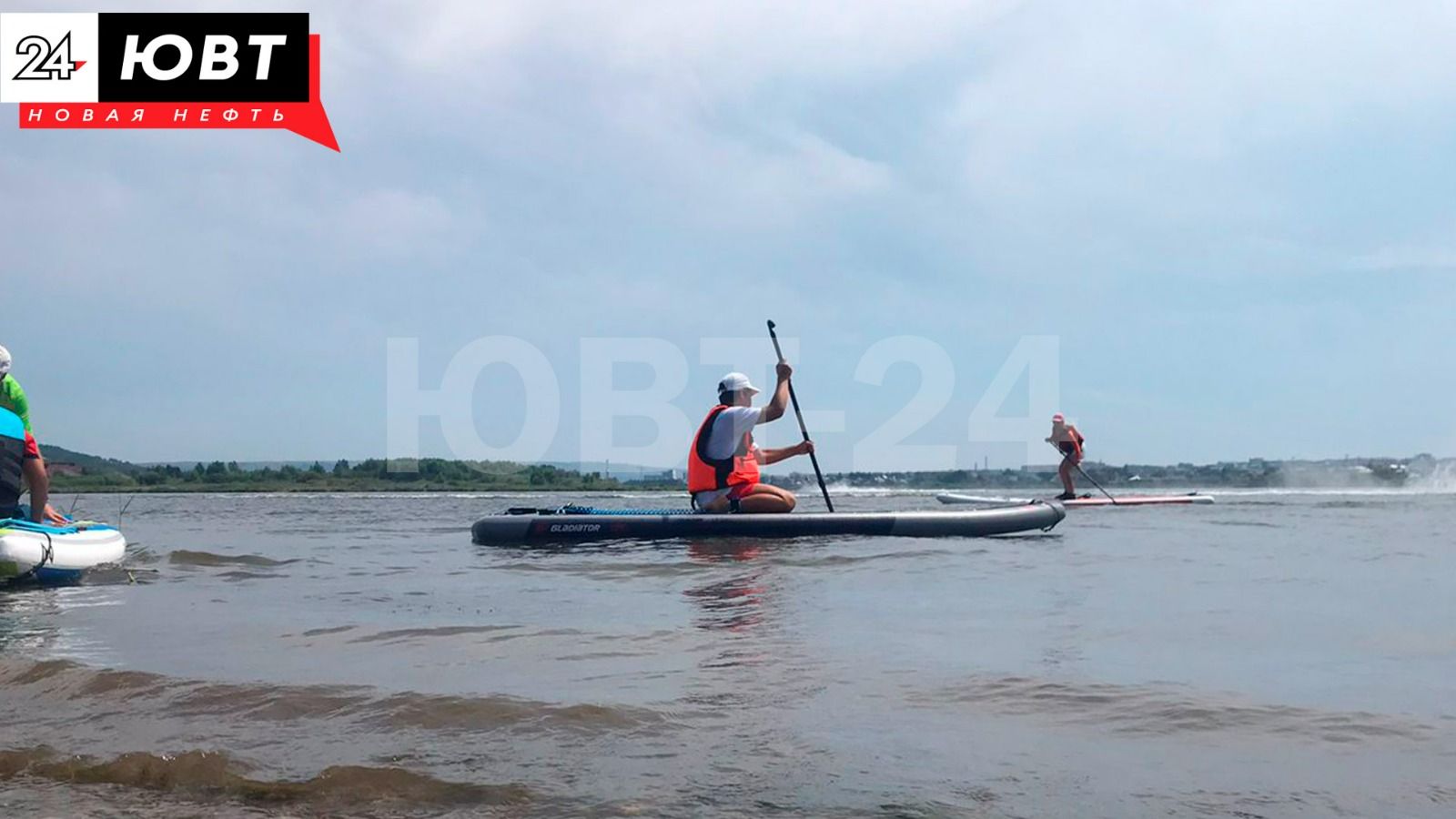 В Альметьевске прошёл фестиваль сапсёрфинга