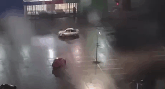 Любители управляемых заносов определили себе дрифт-площадку в Альметьевске