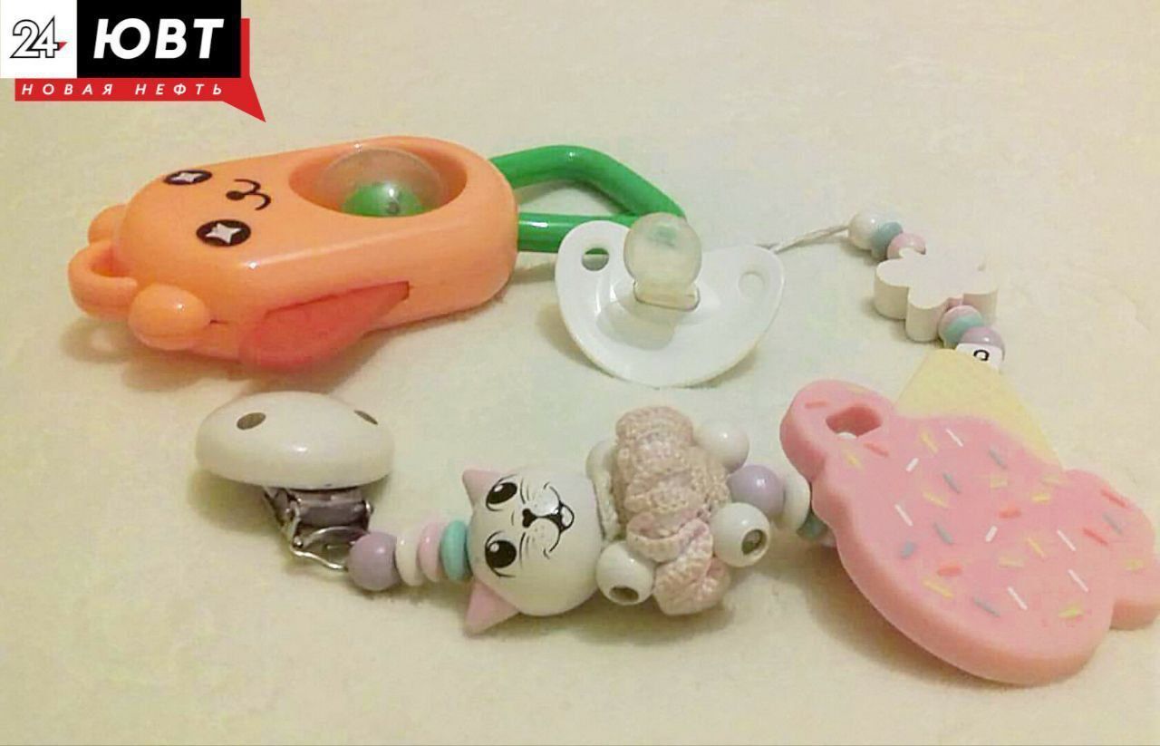 В Альметьевске первым новорожденным в 2025 году стала девочка