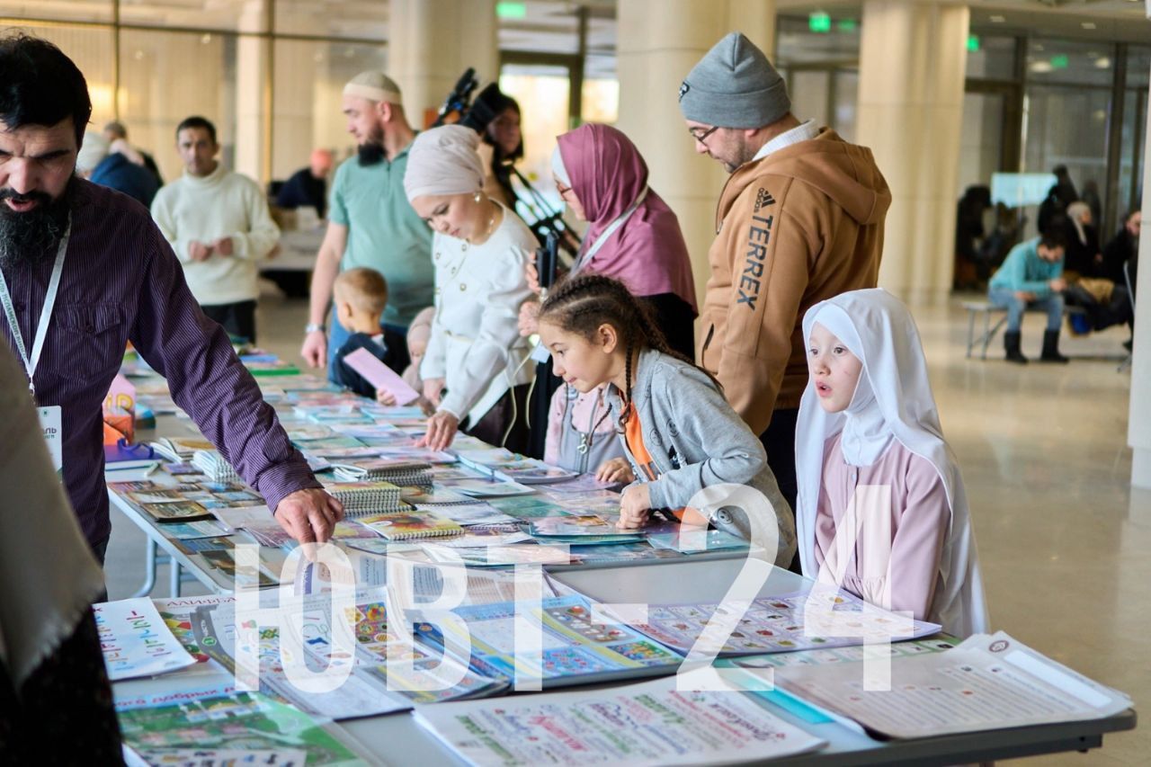 В Альметьевске проходит фестиваль исламской книги