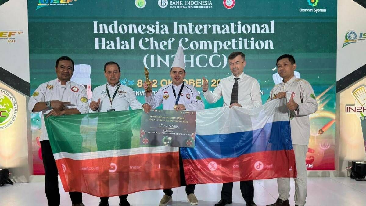 Казанский шеф-повар завоевал золото на престижном конкурсе в Джакарте