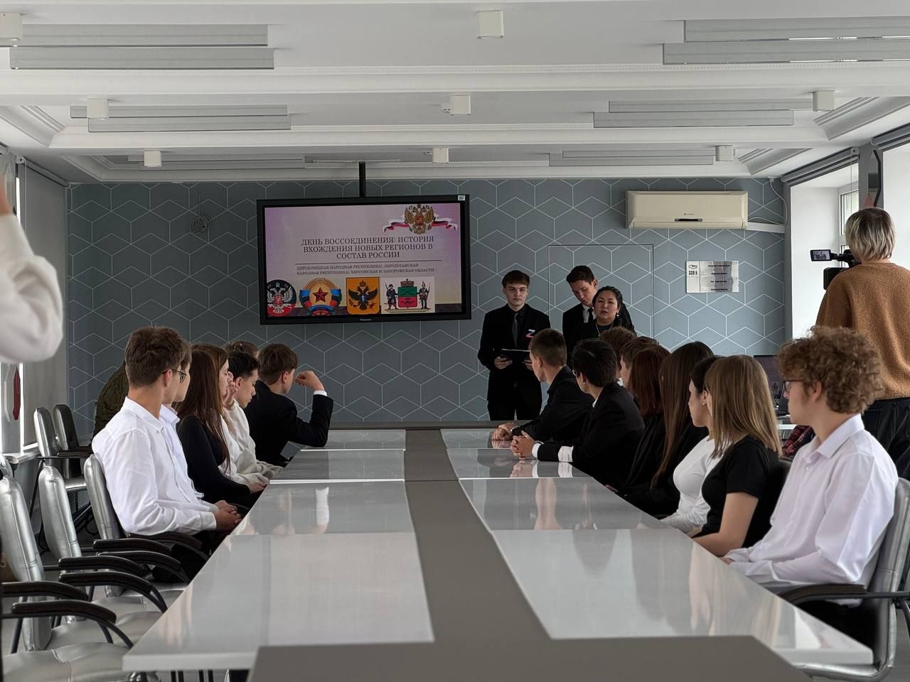 В политехническом техникуме прошла встреча с бойцами СВО