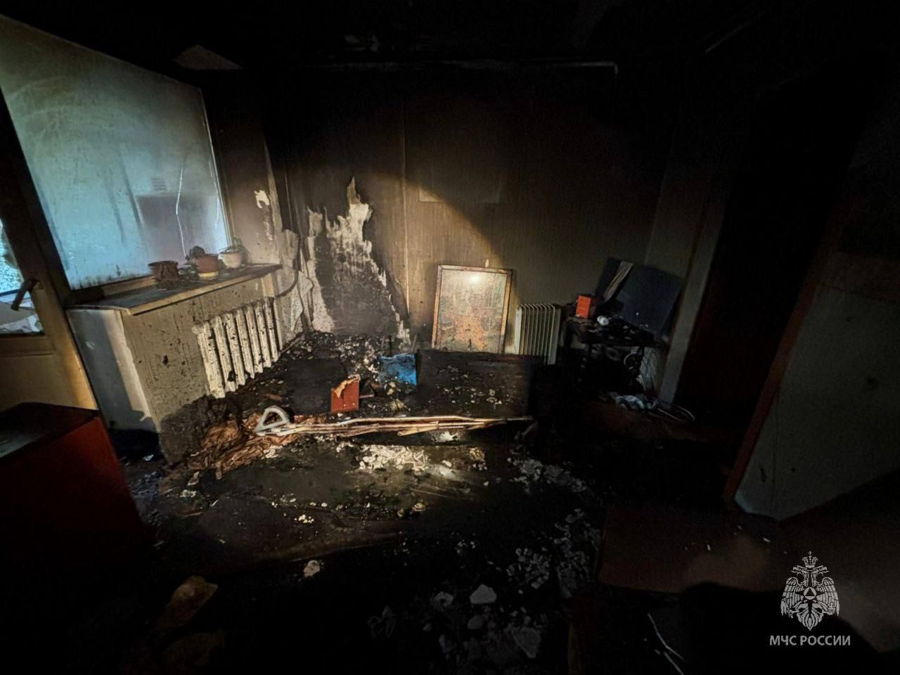 В Альметьевске при пожаре в многоэтажке погибла пенсионерка