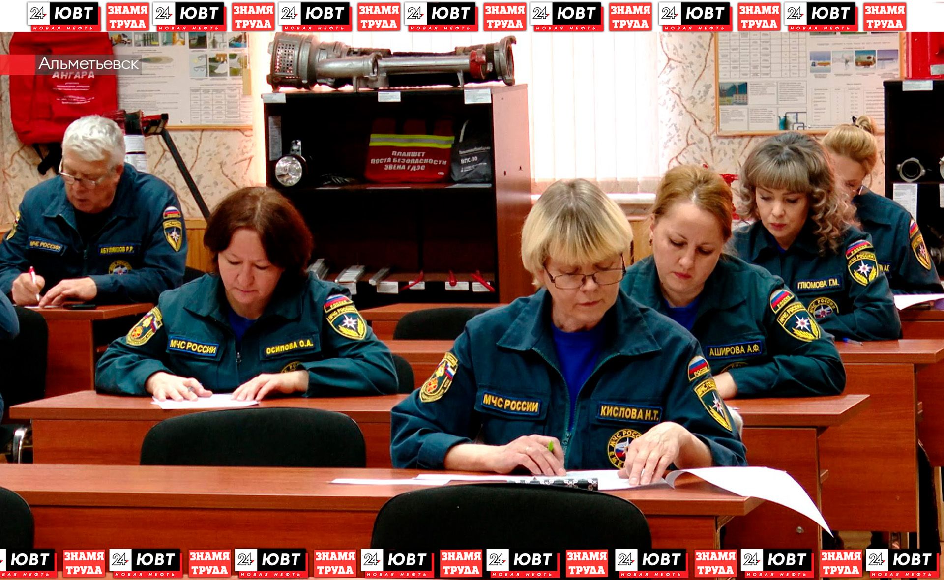 Альметьевские огнеборцы сдавали ежегодный экзамен