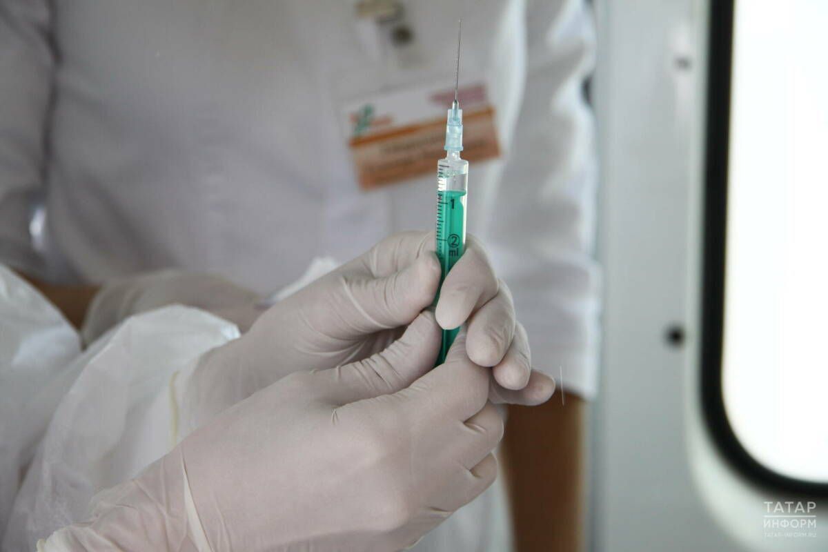 Әлмәттә заманча препаратлар белән бушлай вакцинация дәвам итә