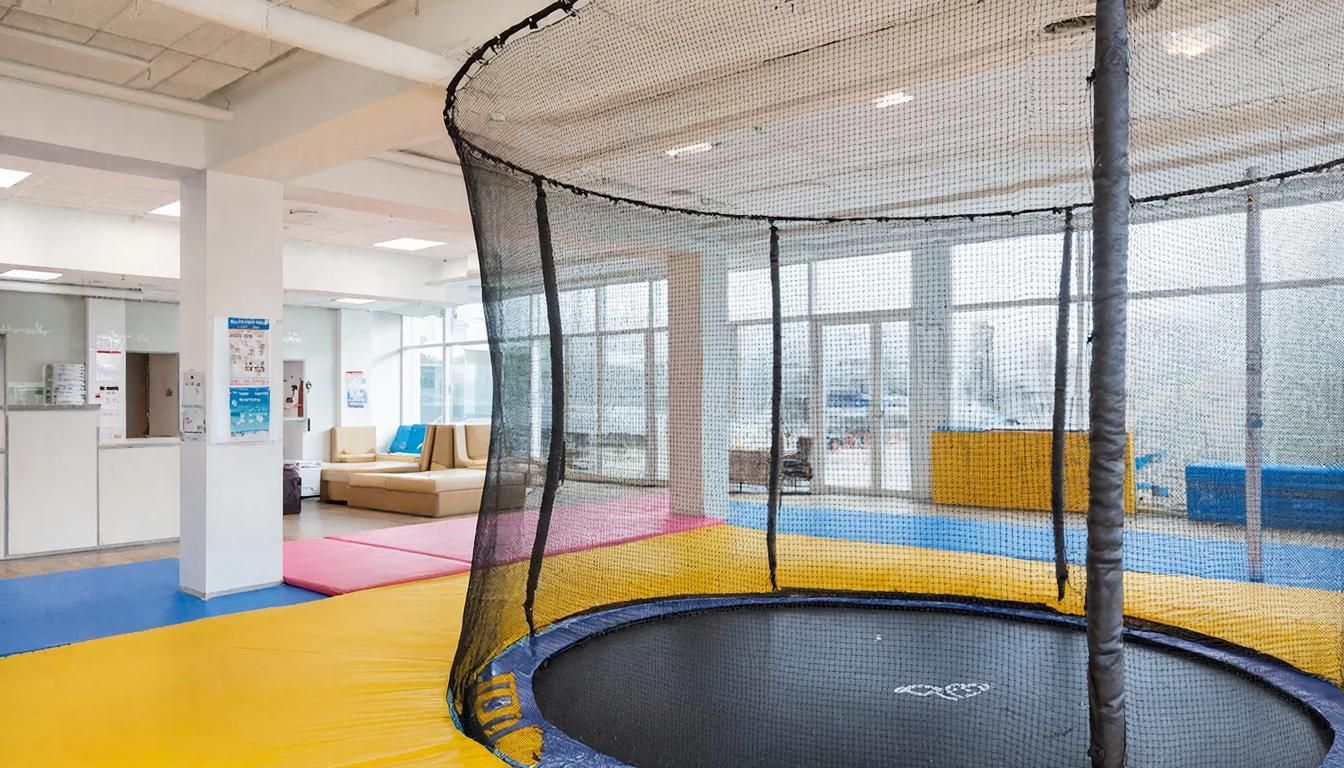 В Набережных Челнах девочка получила перелом позвоночника в батутном центре