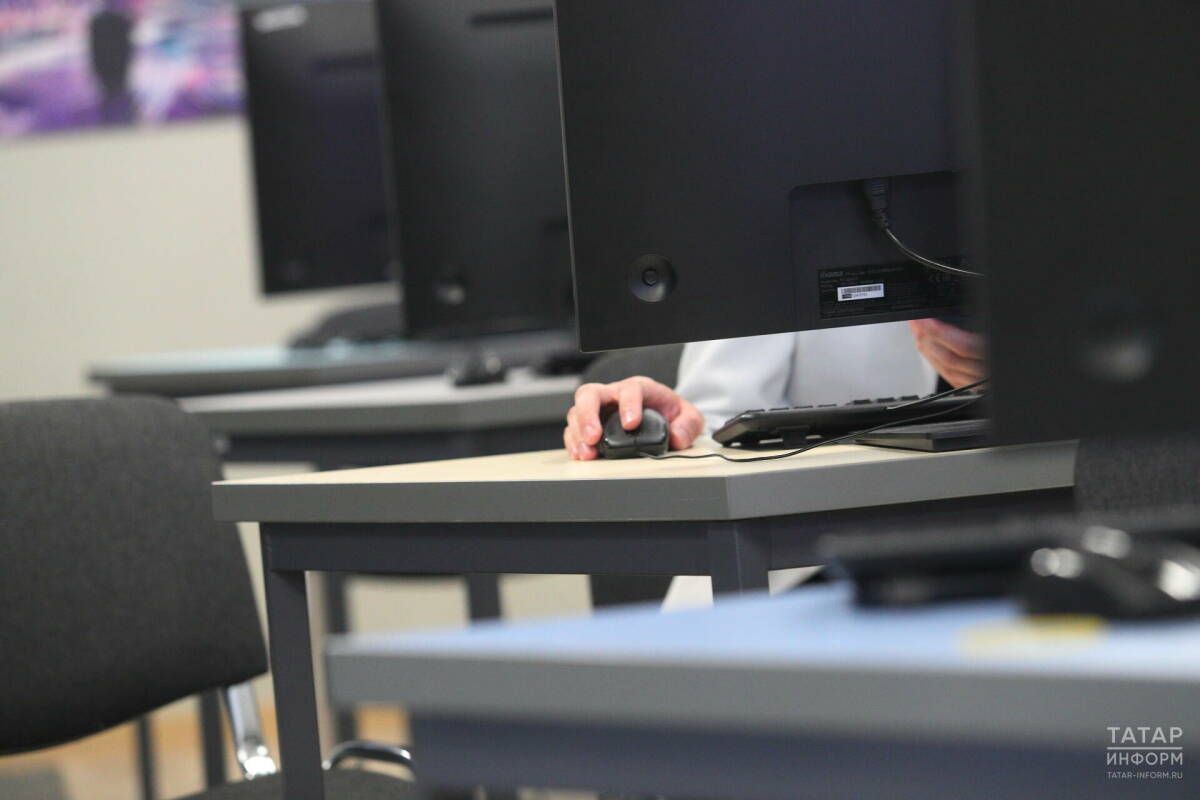 Казанских студентов научили цифровой безопасности на масштабной акции