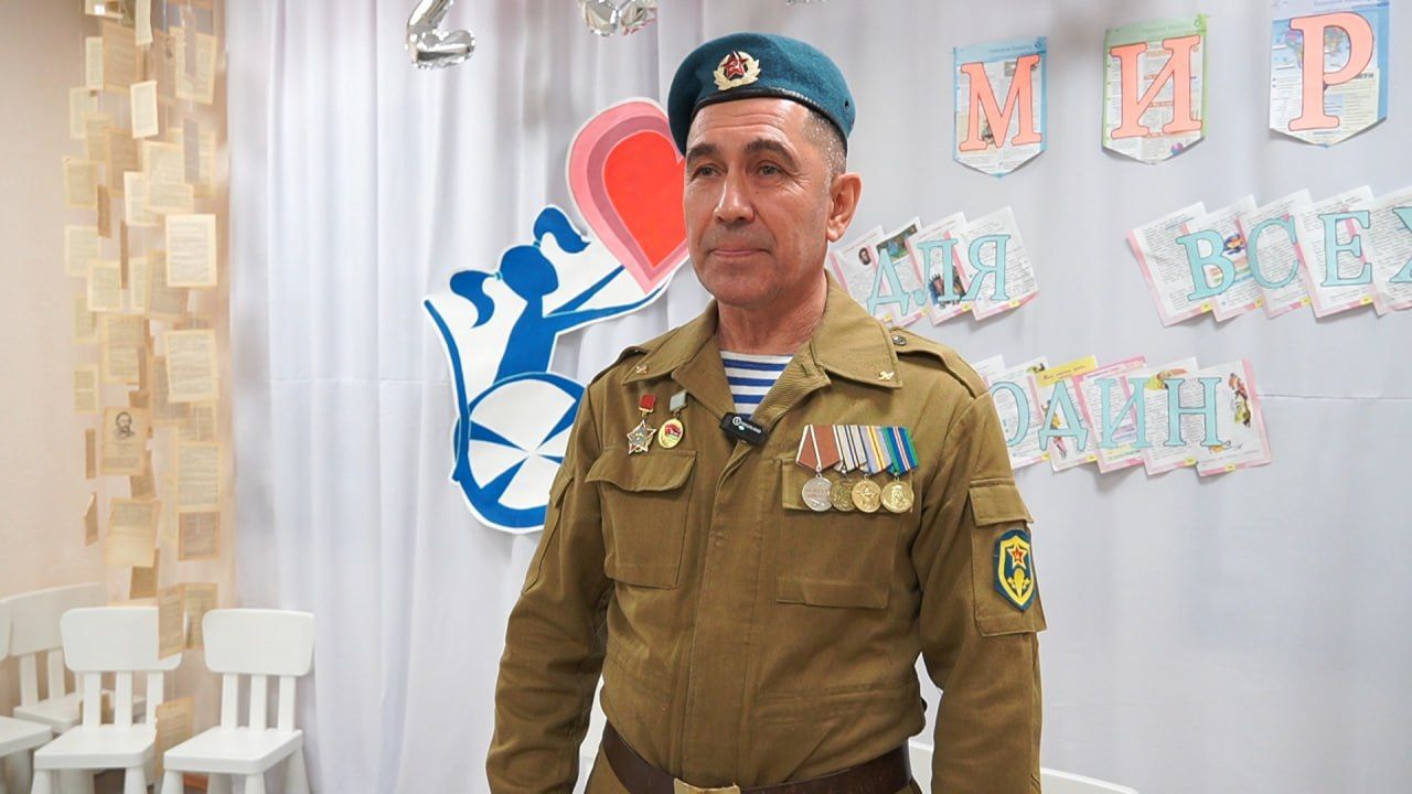 В Альметьевске прошли тематические встречи детей с бойцами СВО и бывшими военными