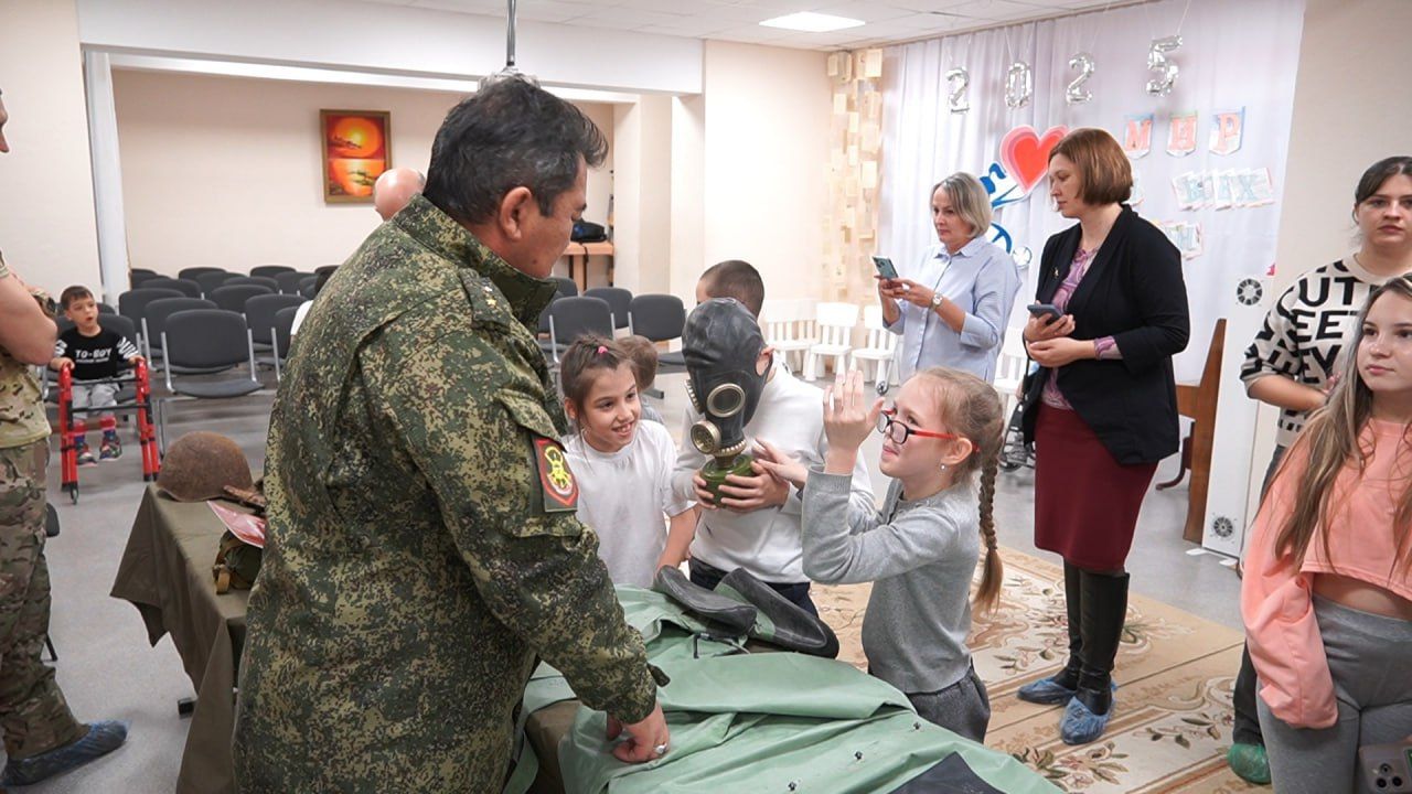 В Альметьевске прошли тематические встречи детей с бойцами СВО и бывшими военными
