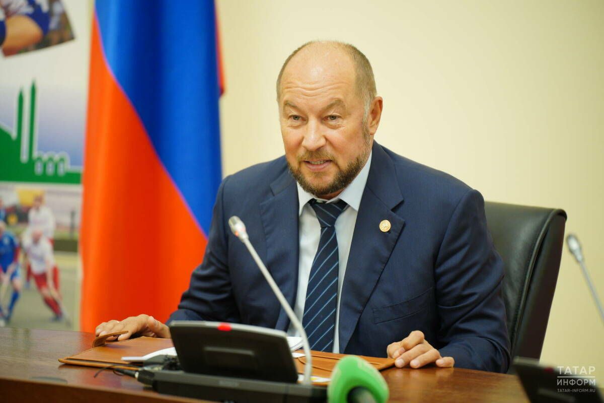 Руководитель Администрации Раиса Татарстана присоединился к акции «Ёлка желаний»