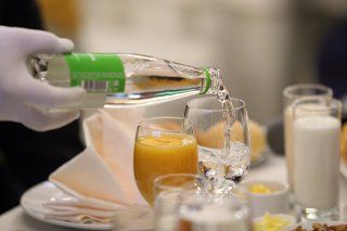 Праздник без алкоголя тоже богат эмоциями: как создать здоровые традиции для компании