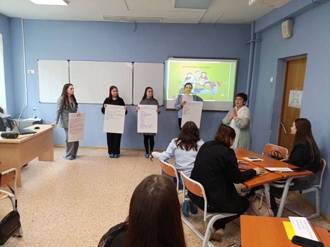 С 2016 года в Альметьевске работает Школа молодого учителя