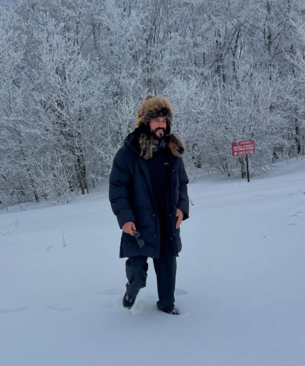 Бурак Озчивит прилетел в Россию