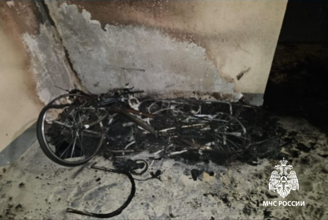 В Альметьевске мужчина выпрыгнул с балкона, спасаясь от пожара