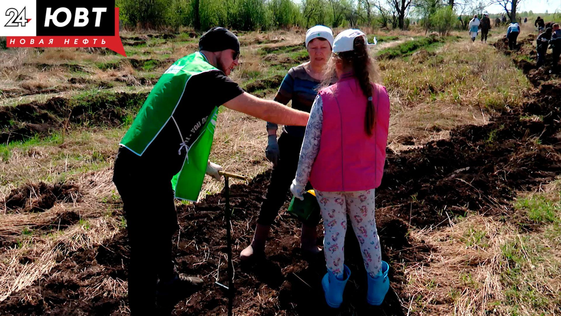 Альметьевцев приглашают почтить память героев на акции «Сад памяти»