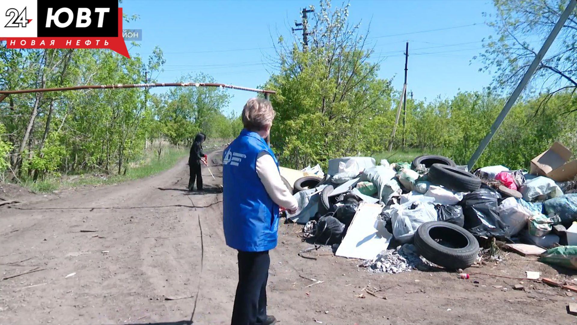 Экологи Альметьевска провели рейд по обследованию придорожных территорий района