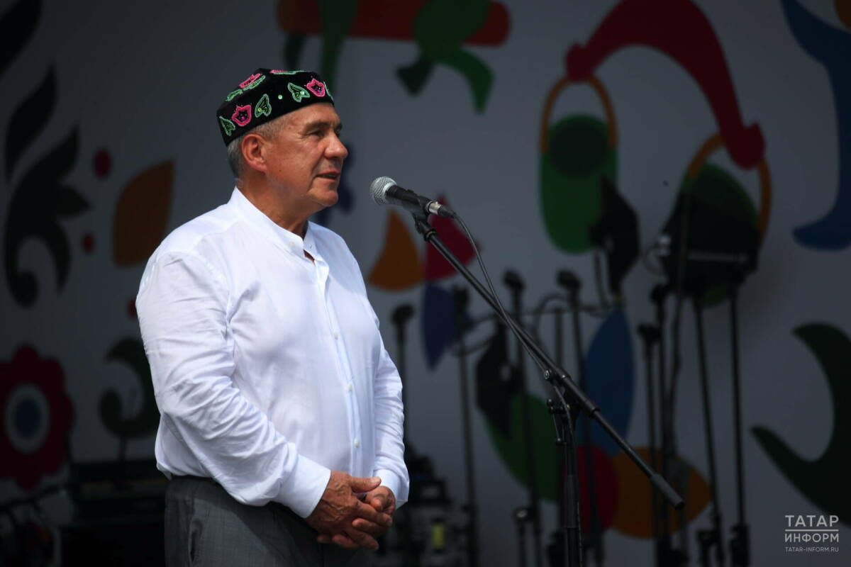 Минниханов: Татарстан гордится опытом межнационального единства