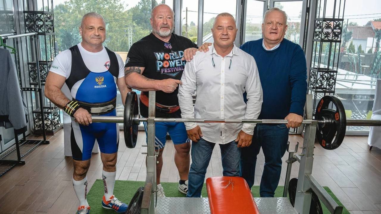 Альметьевец стал абсолютным чемпионом Сербии по жиму лежа