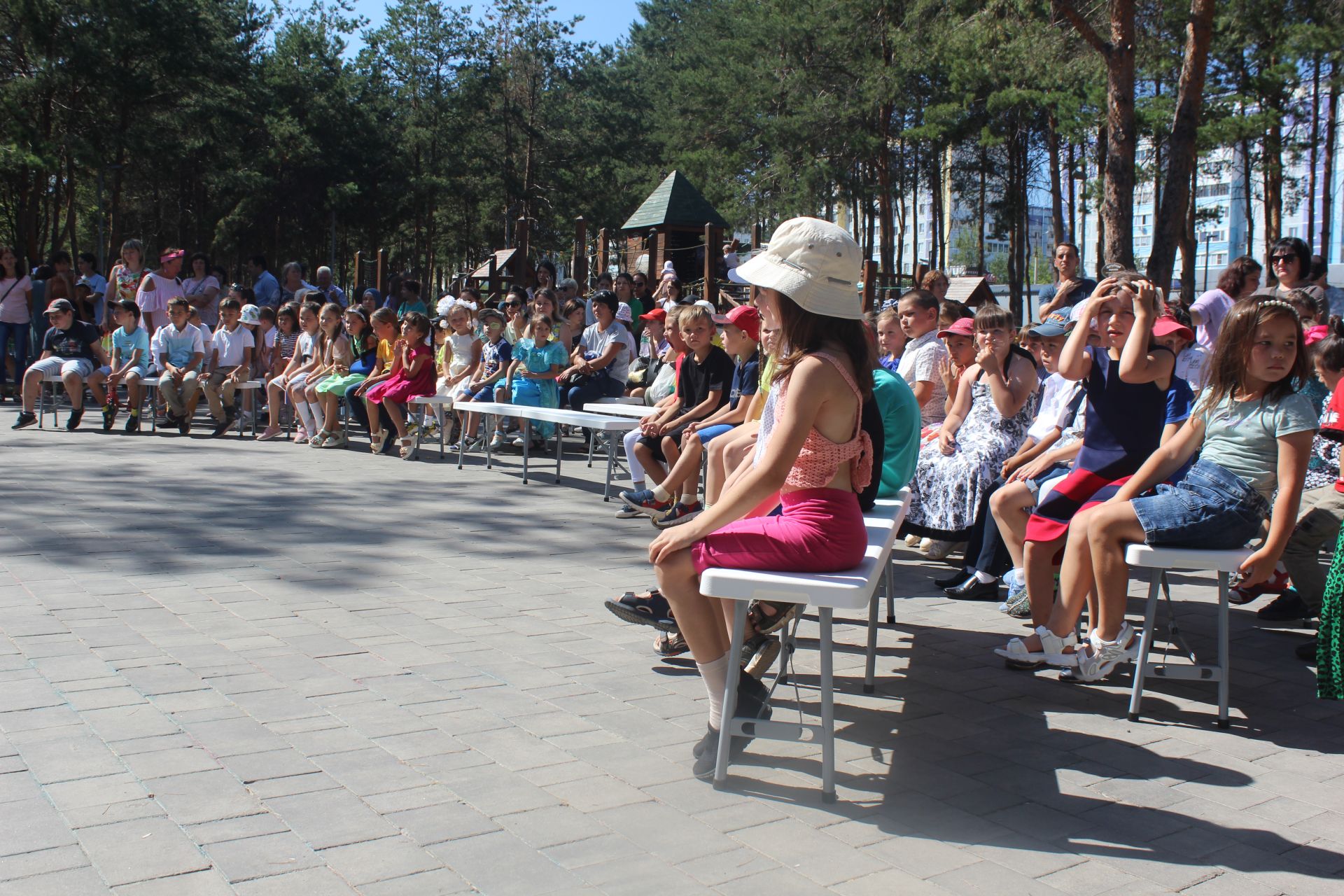 Безопасность на дорогах для детей: как обеспечить безопасность во время прогулок?