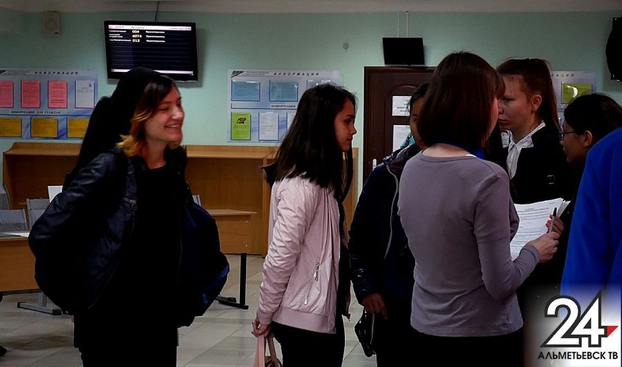 В Альметьевске летом трудоустроят 750 подростков