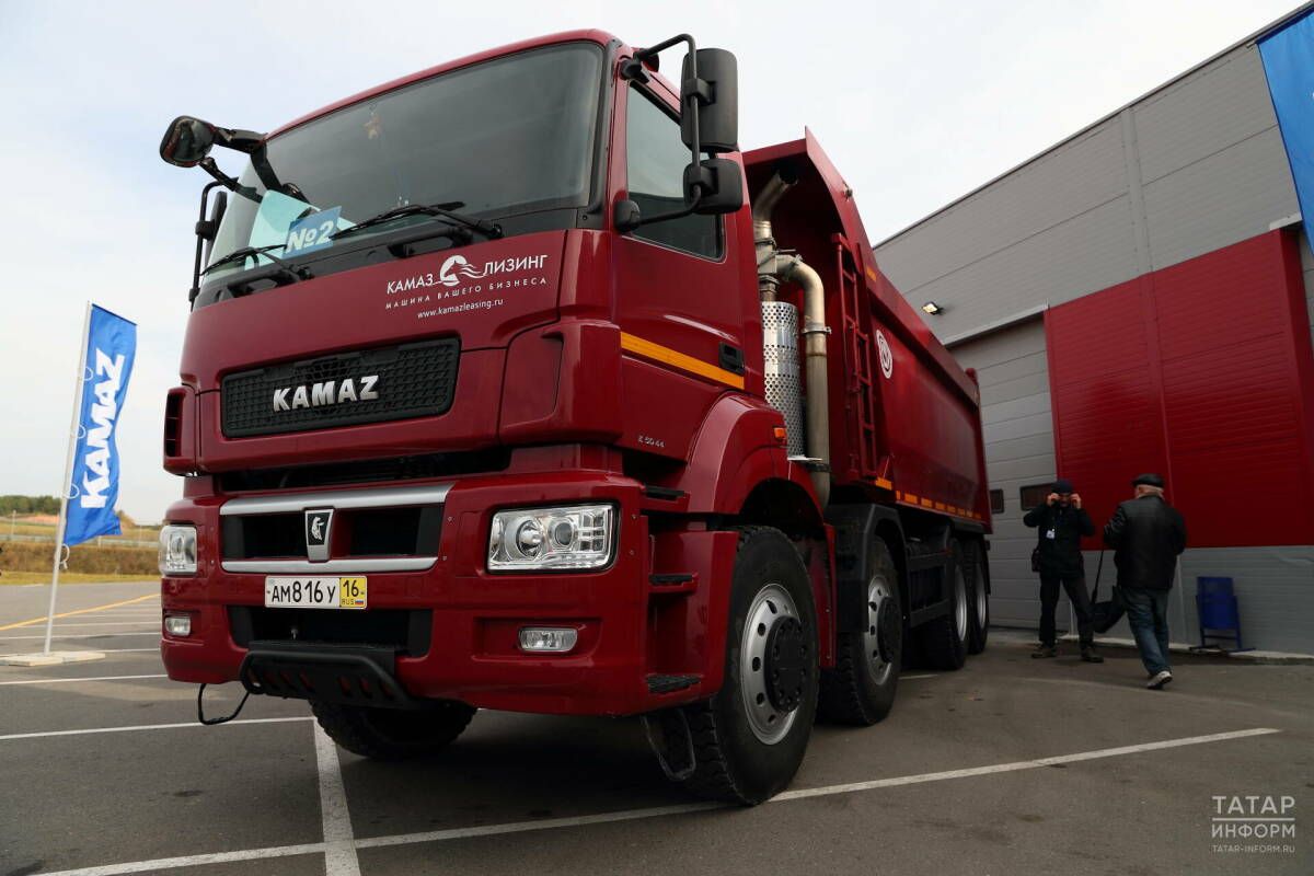 Путин утвердил празднование 400-летия Набережных Челнов и 50-летия КАМАЗа