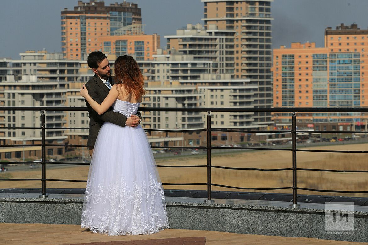 В Татарстане молодоженам будут выдавать гранты в 100 тысяч рублей