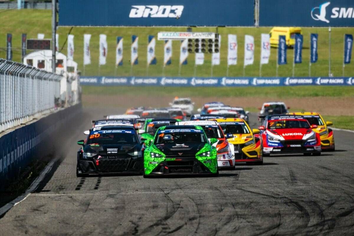 «Казань Ринг Каньон» определил победителя гонки SMP TCR Russia