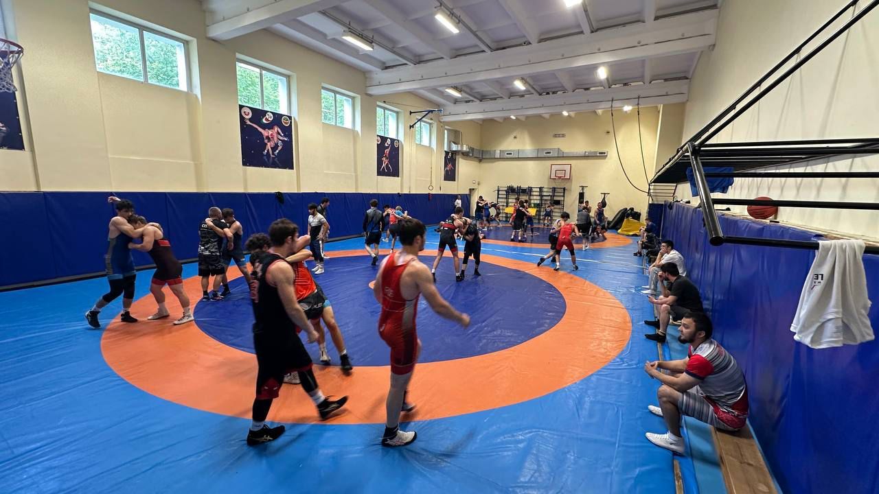 Школа олимпийского резерва открывает сезон