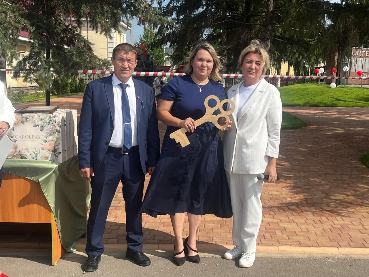 В Абдрахманово открыли обновленный мемориал защитникам Отечества