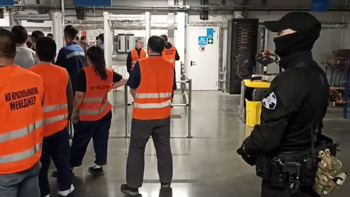 Мигрантам необходимо урегулировать свой статус до 10 сентября