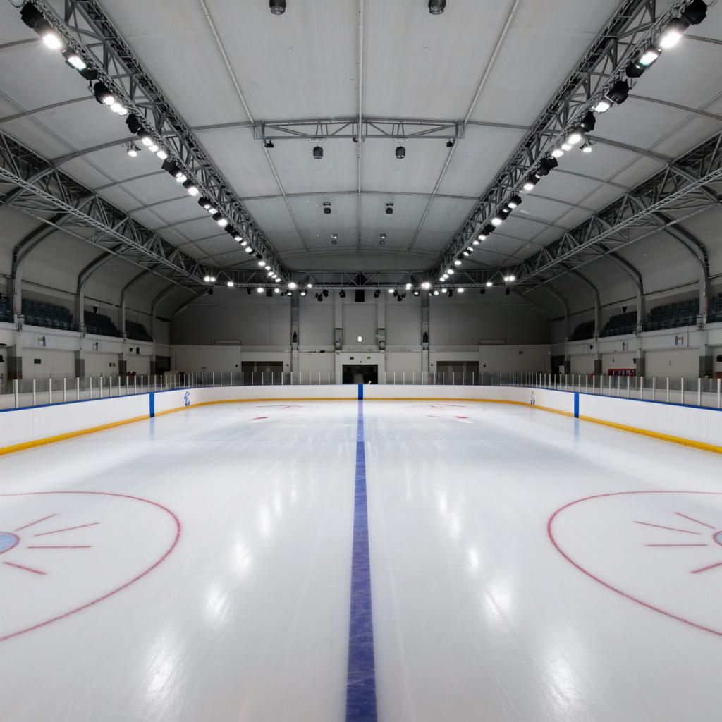 В Татарстане отремонтируют старейшую ледовую арену