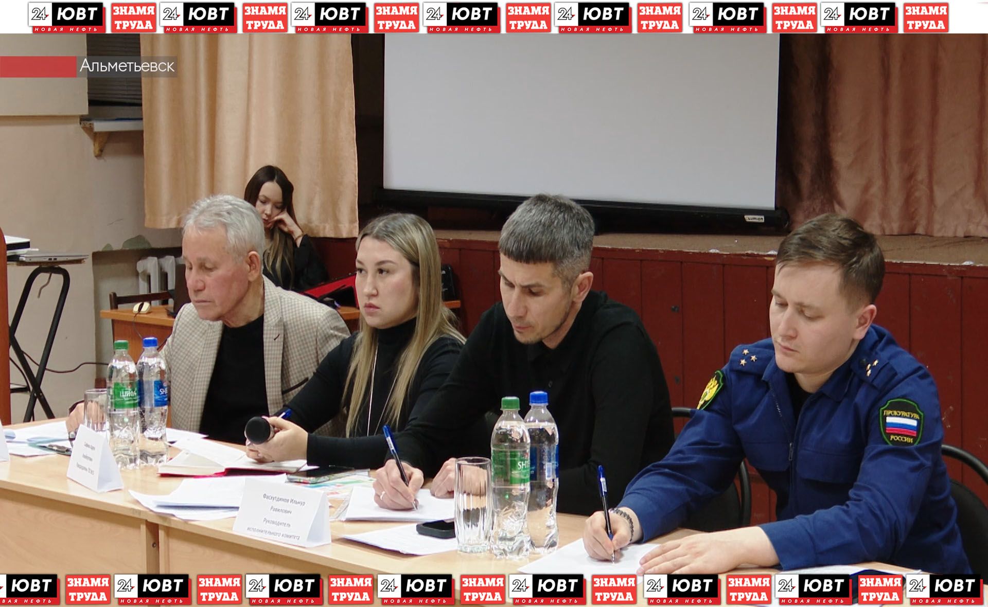 Альметьевцам представили расписание сходов граждан на эту неделю