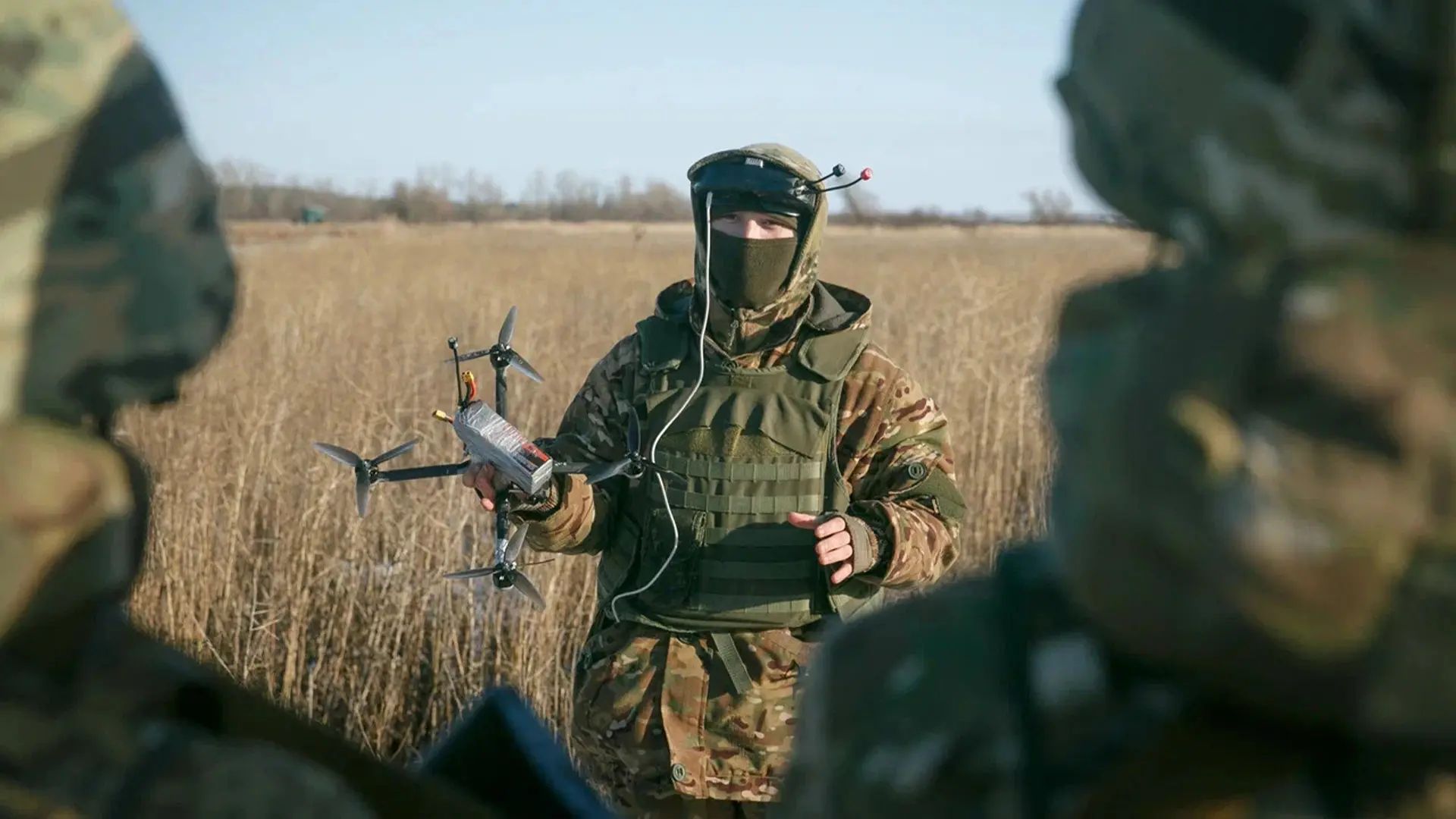 Татарстанцам рассказали о дополнительных соцгарантиях для контрактников ВБС