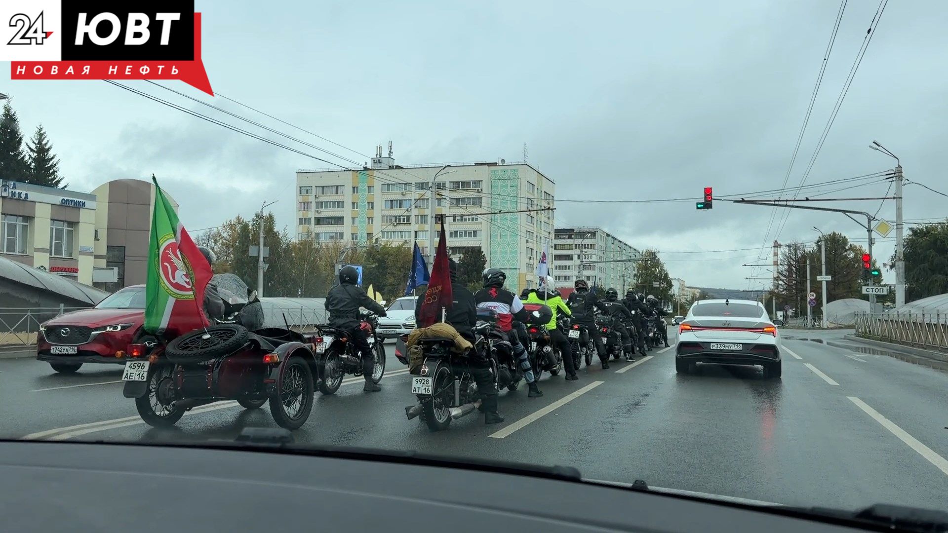 Закрытие мотосезона в Альметьевске: яркие эмоции, мощный рёв моторов и сплочённое братство байкеров