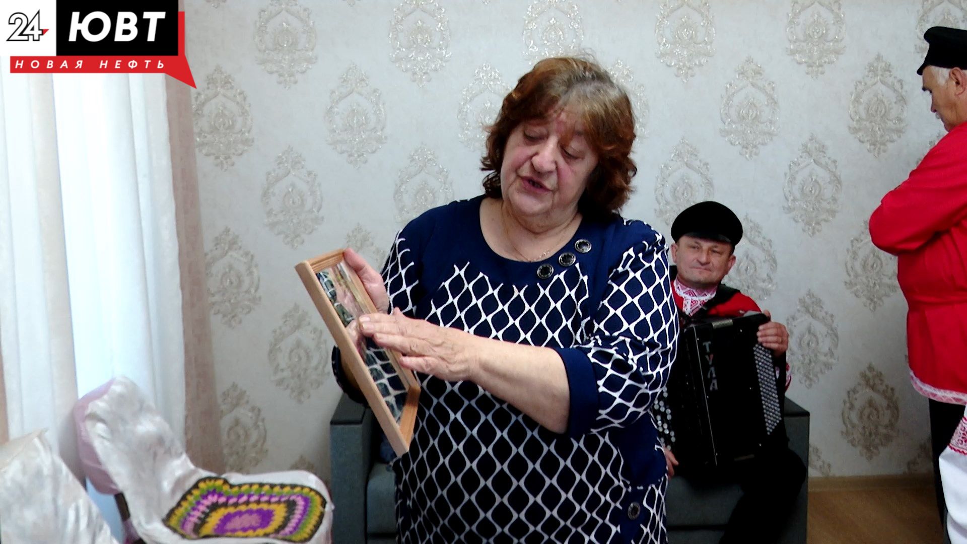 Декада пожилых продолжается: ансамбль «Рябинушка» в гостях у бывших коллег