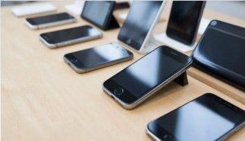 Мошенник обманул девушку из Казани на 230 тысяч при продаже «липовых» смартфонов