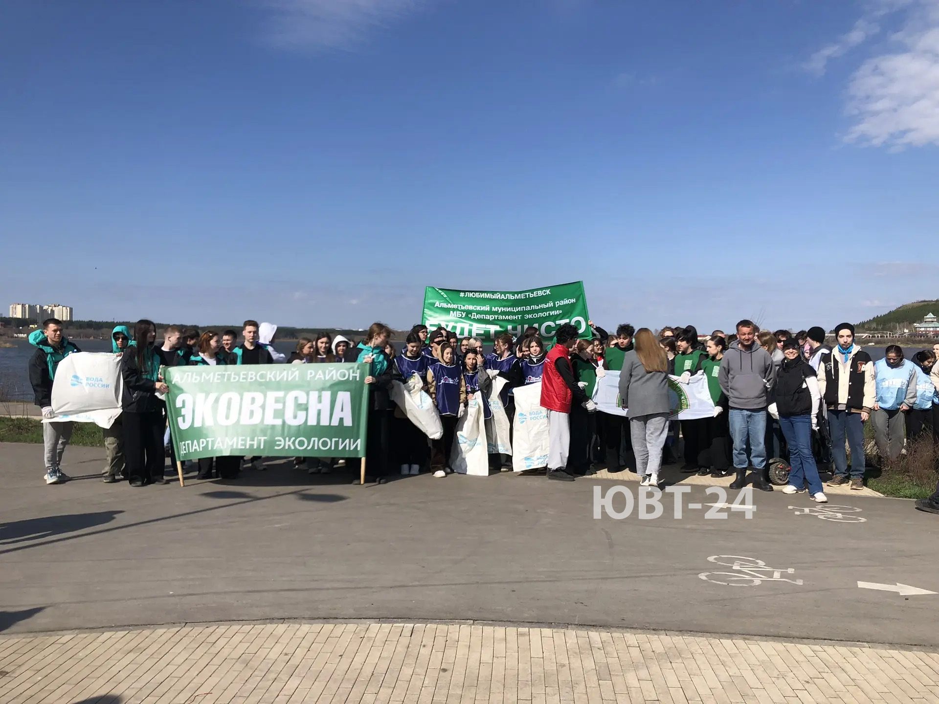 Альметьевцы присоединились к акции «Вода России» - фоторепортаж