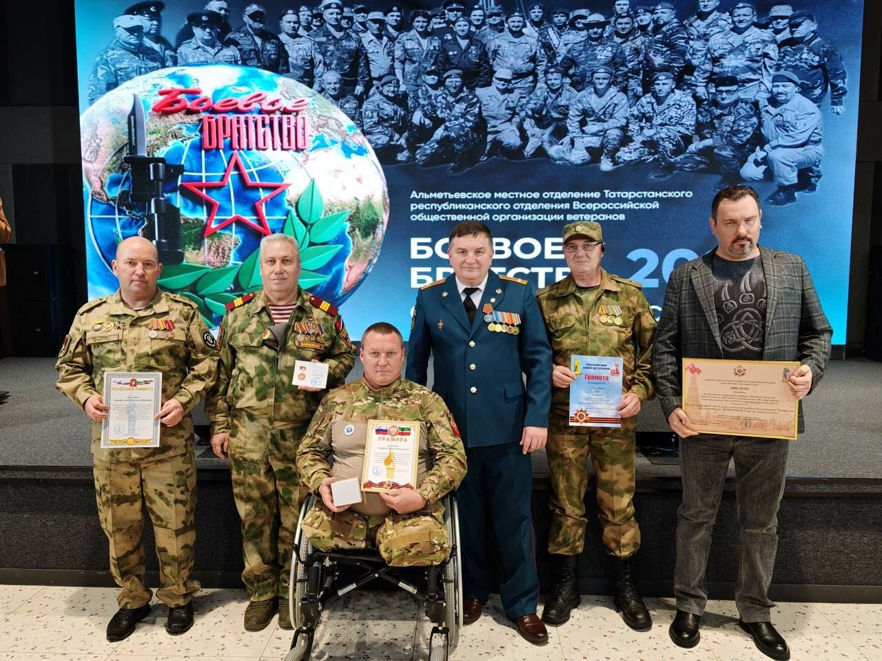 Рөстәм Миңнеханов Юрий Максимовка Җиңүнең 81 еллыгына багышланган тантанада рәхмәт белдерде