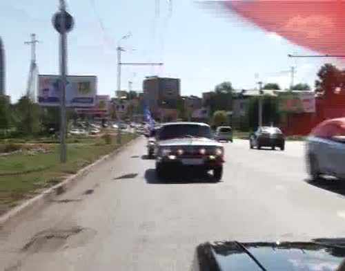 Колонна автомобилей «Волга» прокатилась по улицам Альметьевска