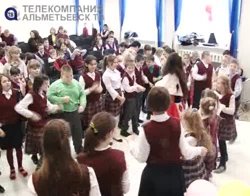 Альметьевские благотворители устроили праздник для воспитанников коррекционной школы