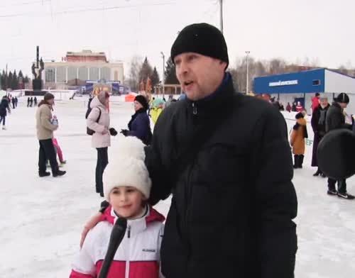 На катке «Любимый Альметьевск» прошла эстафета «Папа, мама, я – спортивная семья»