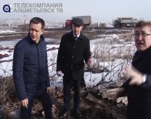 Вопрос чистоты городского озера Альметьевска на контроле у главы района