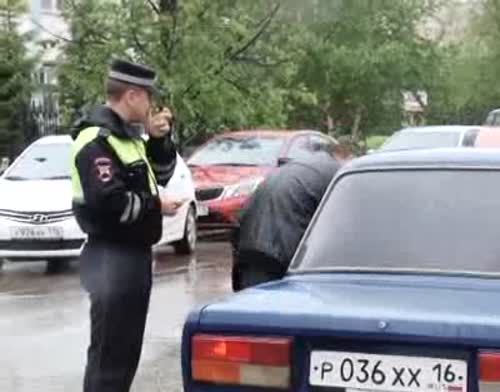 В Альметьевске взяты под контроль нелегальные таксисты