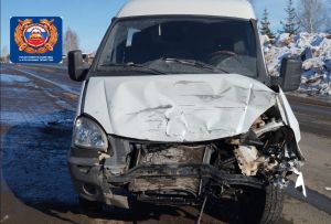 В Альметьевском районе «Соболь» столкнулся с двумя авто