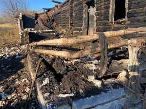 В Альметьевском районе горел частный дом