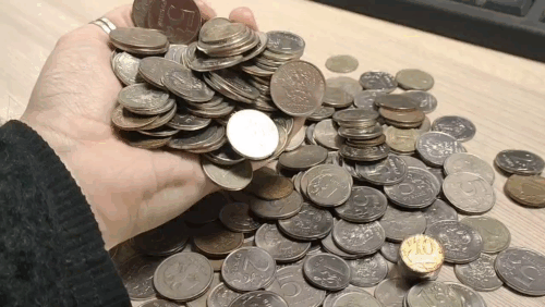 В Альметьевске можно разменять накопившиеся монеты без комиссии