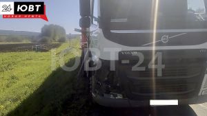 Два грузовика столкнулись у села Кульшарипово