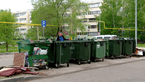 Грязная работа: альметьевцы жалуются на вывоз мусора